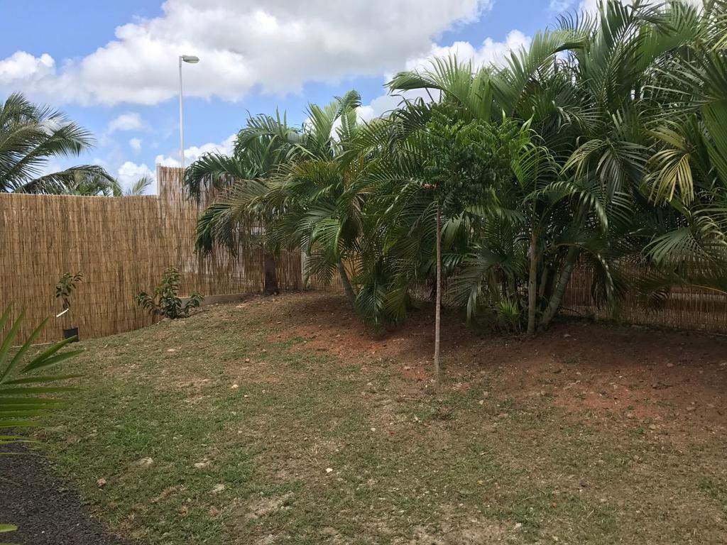Holiday home Bungalow Petit Paradis *