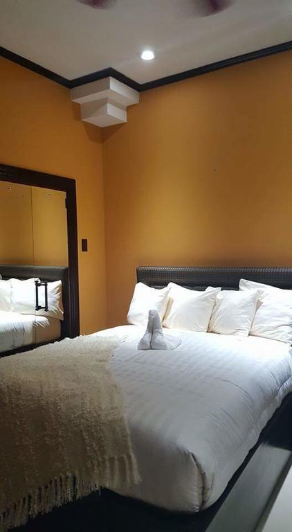 Dora Mae Villa Ocho Rios