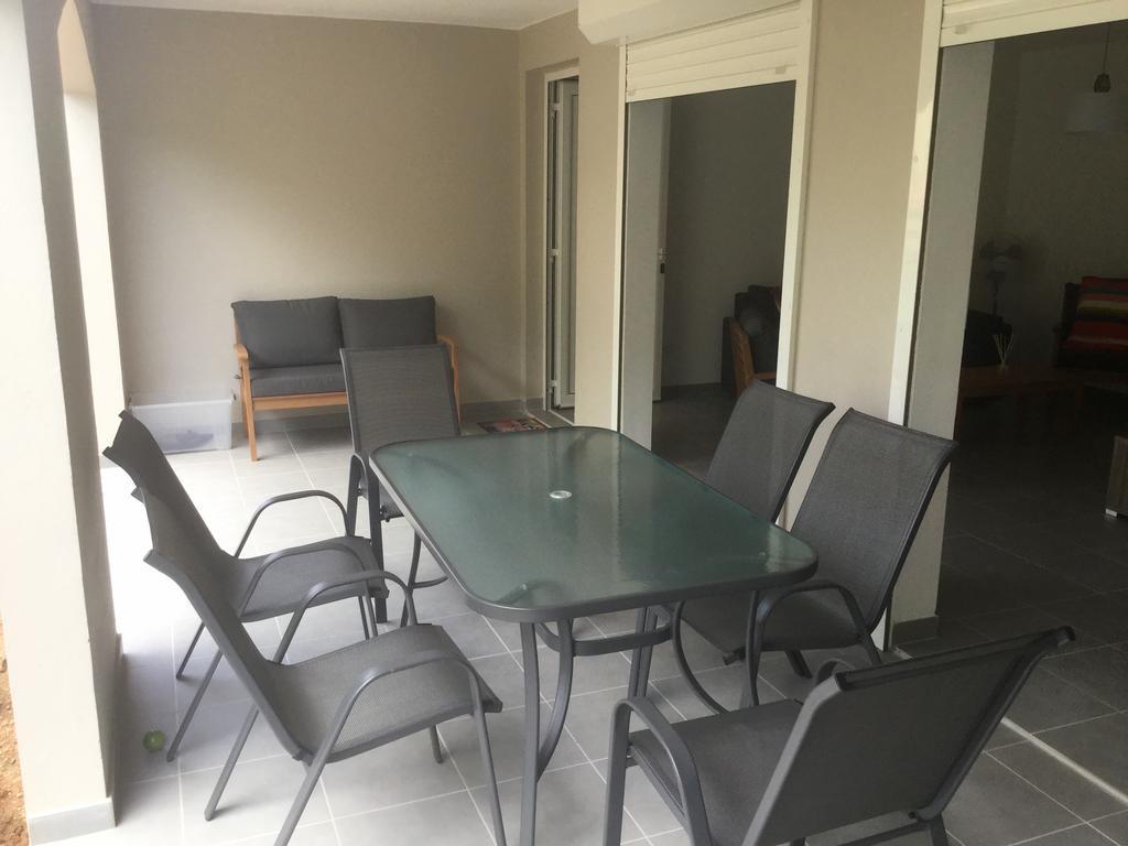 Clos De L'anse L'etang Apartment