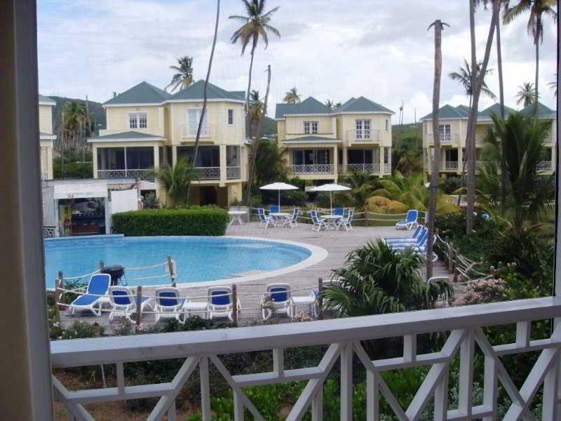 Nelson Spring Beach Hotel