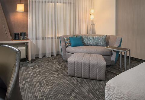 Courtyard By Marriott Kingston, Jamaica 4*