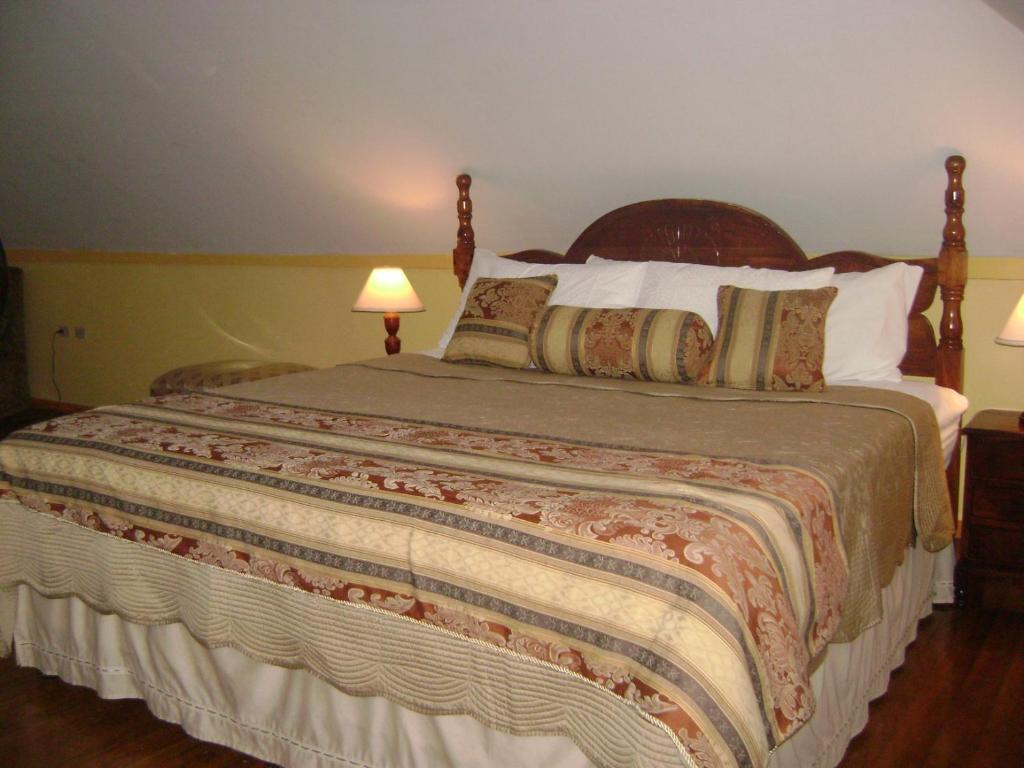 At The Ridge Aparthotel 3*