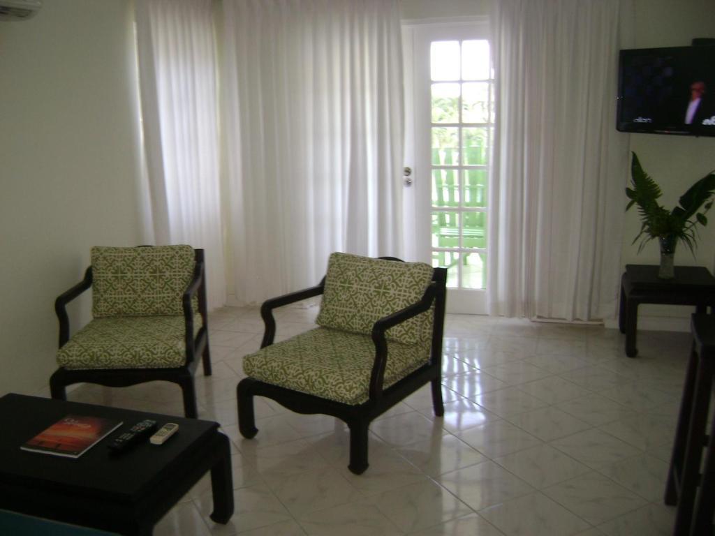 At The Ridge Aparthotel Ocho Rios