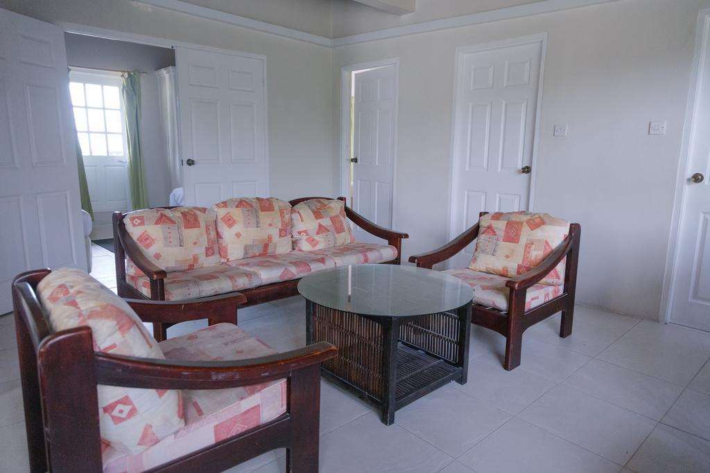 Ocean Spray Apartment