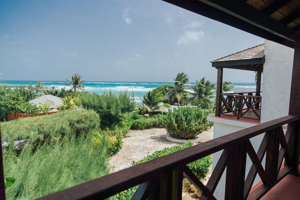 Ocean Spray Apartment *