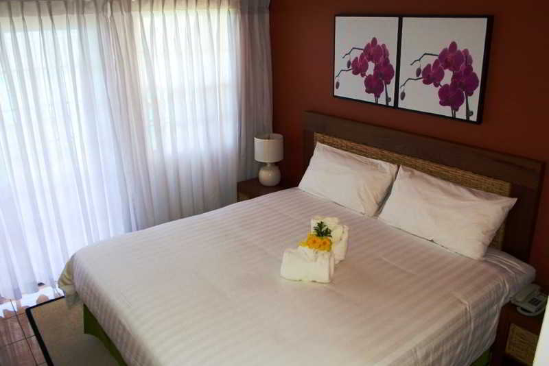 Flamboyant & Hotel 3*