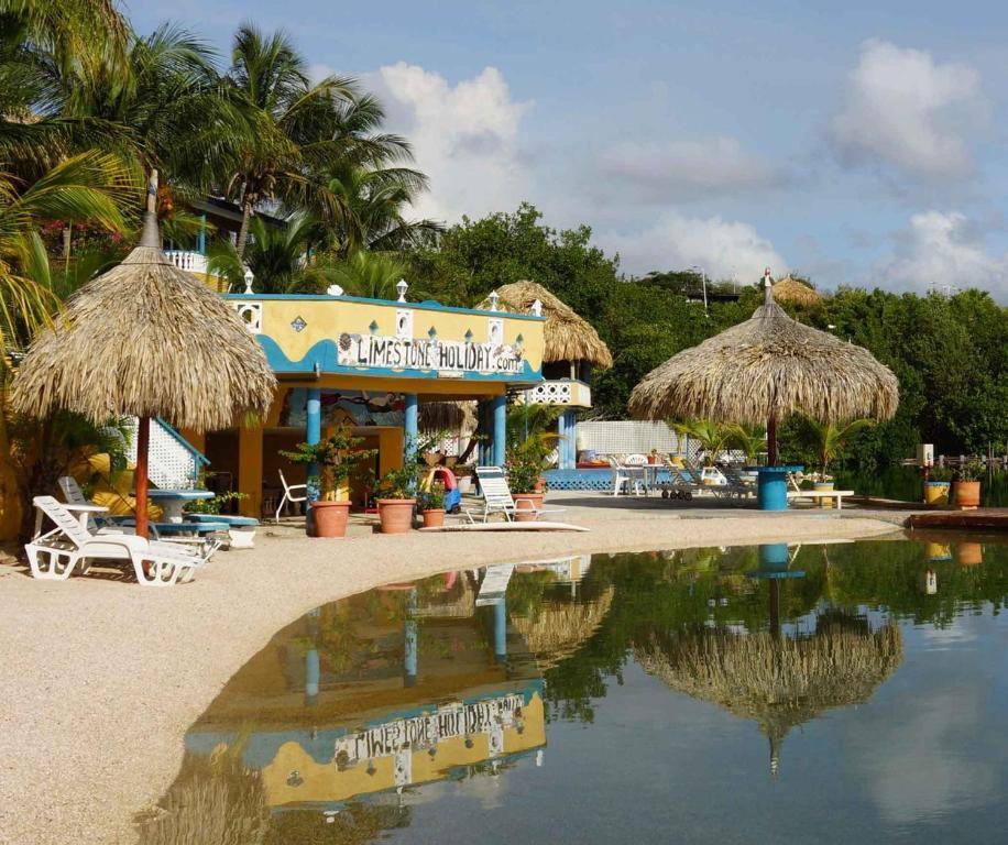 Limestone Holiday 3* Willemstad
