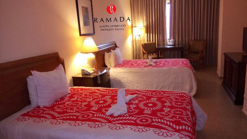 Ramada By Wyndham Princess 3*