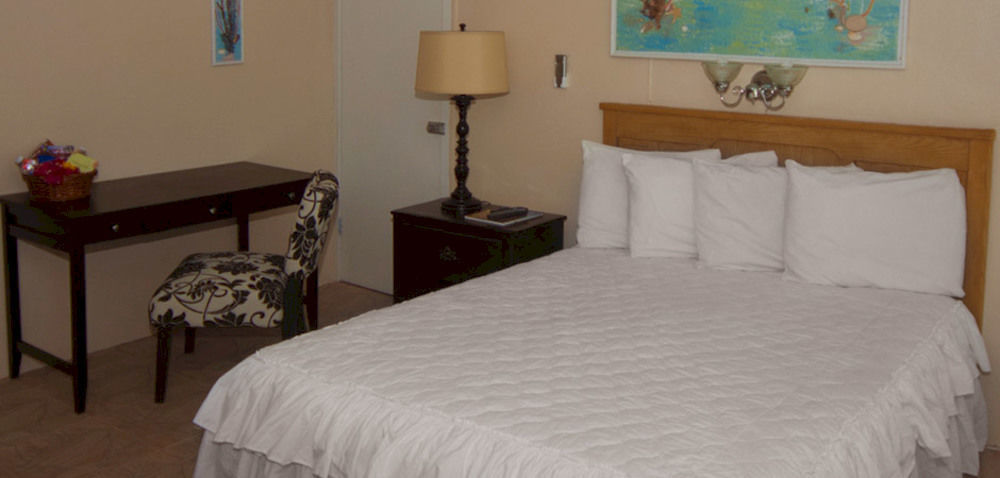 Hotel Fischers Cove And Restaurant Spanish Town
