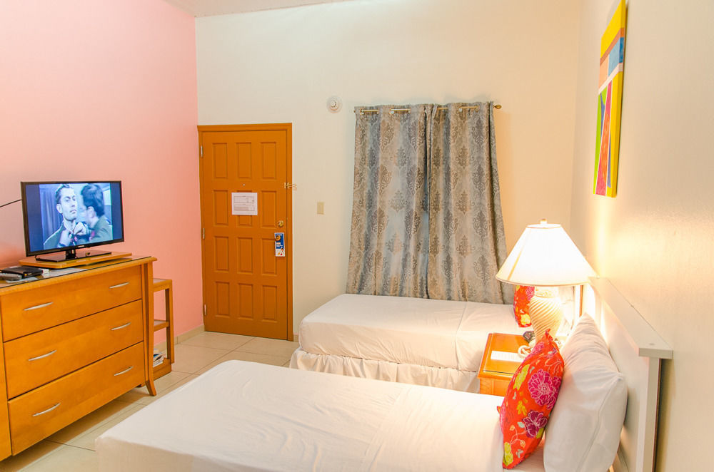 Alicia's Inn Philipsburg (Sint Maarten)