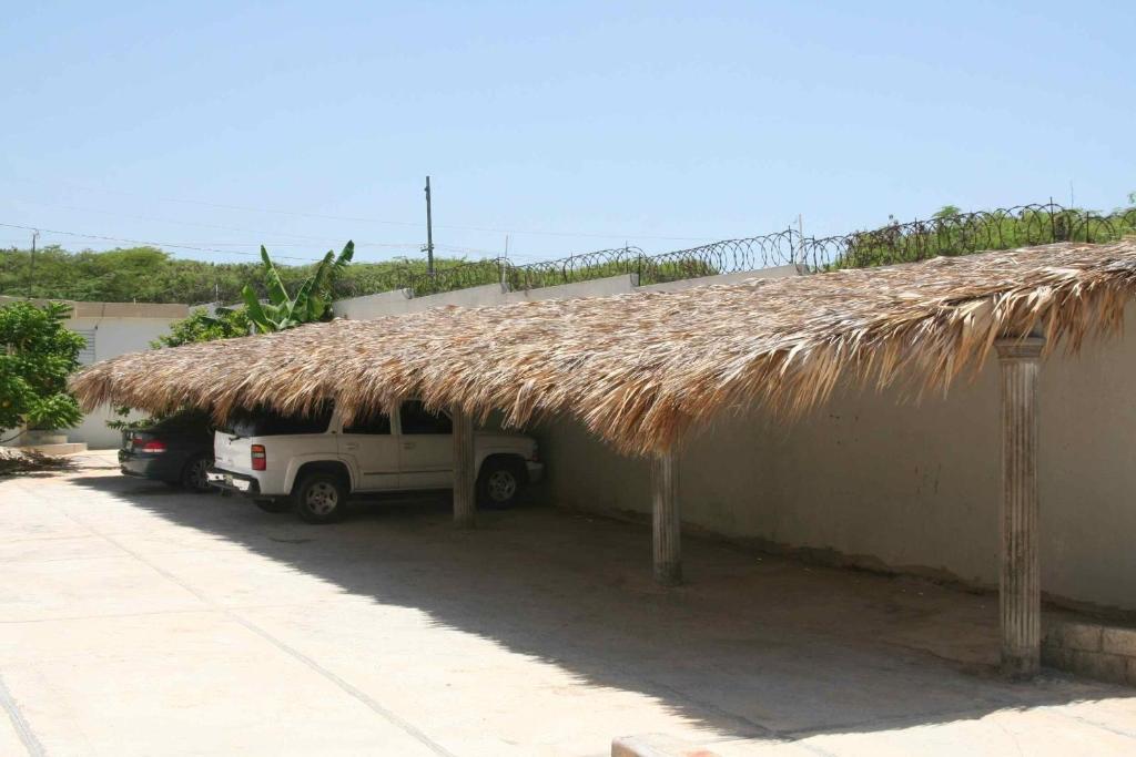 Hotel La Saladilla Beach Club 4*