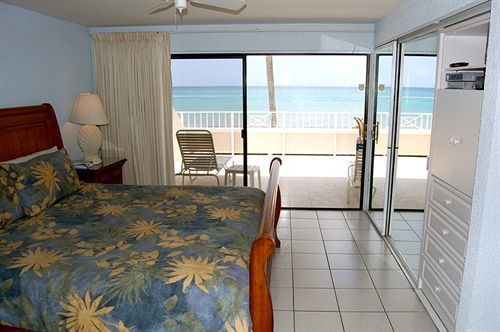 #207 Sunset Cove Seven Mile George Town