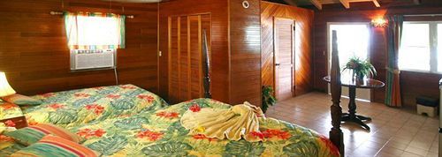 Hotel The Catamaran