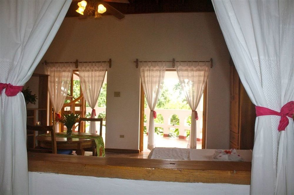 Coral Cove & Spa Hotel 3*