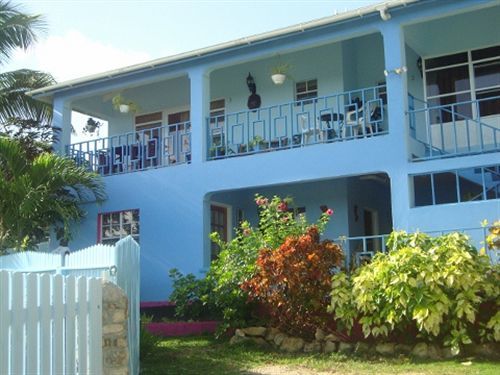 Hotel Ellen Bay 3*