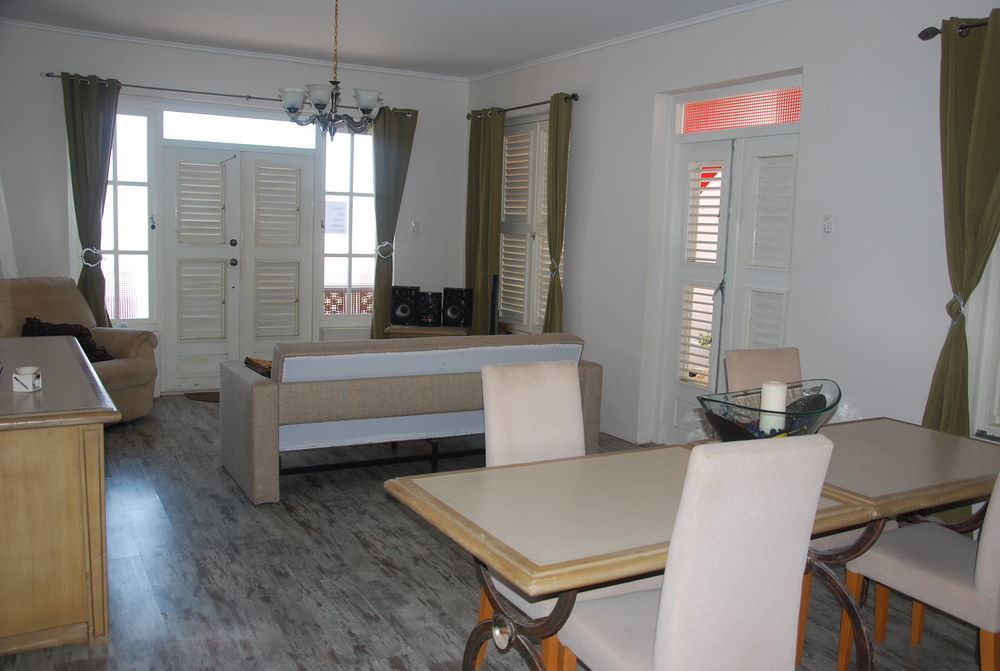 Holiday home Apolonia Boutique Curacao Willemstad
