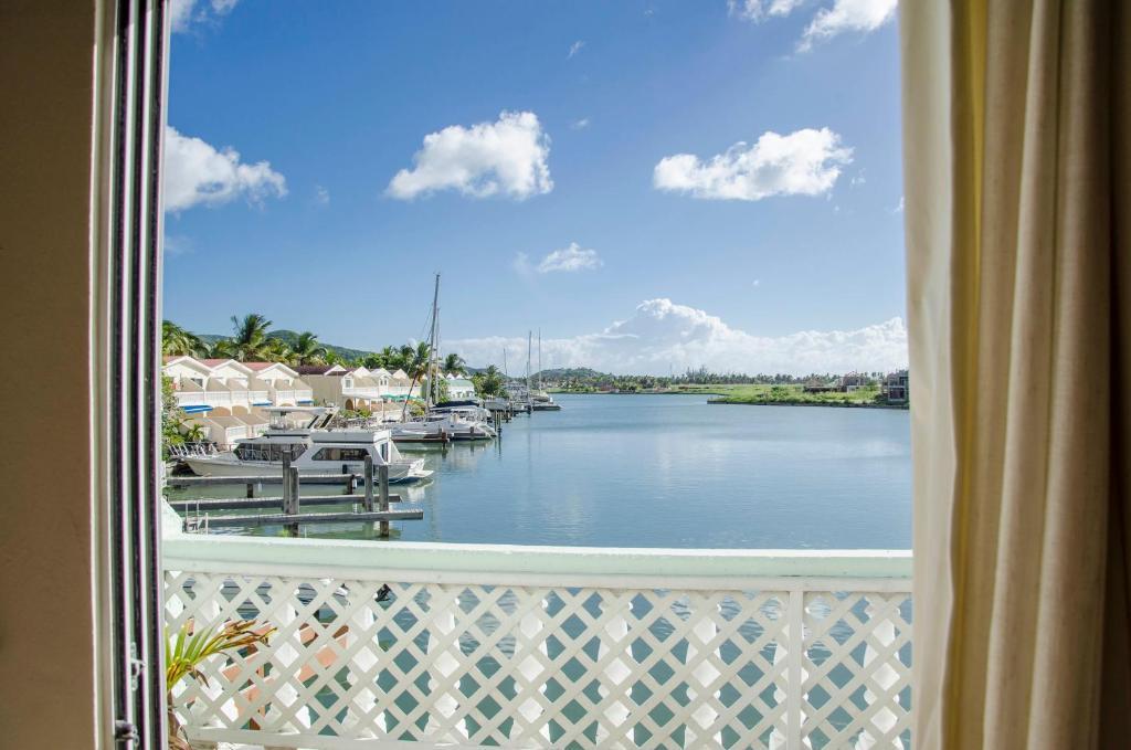 Hbk At Jolly Harbour