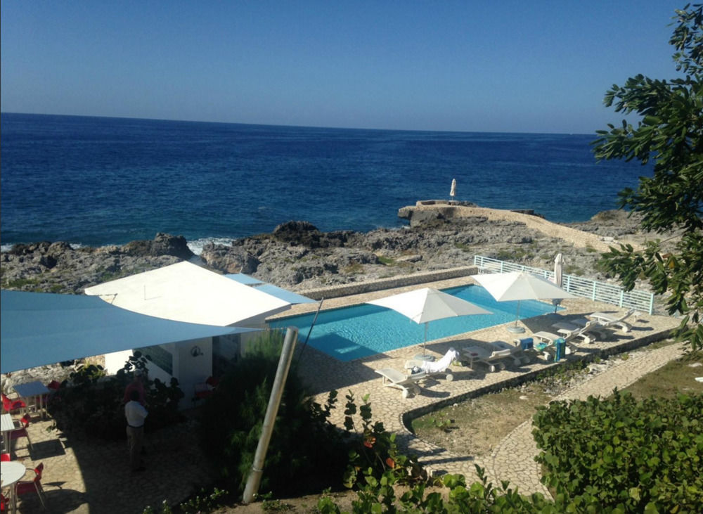 Hotel Idle Awhile Cliffs