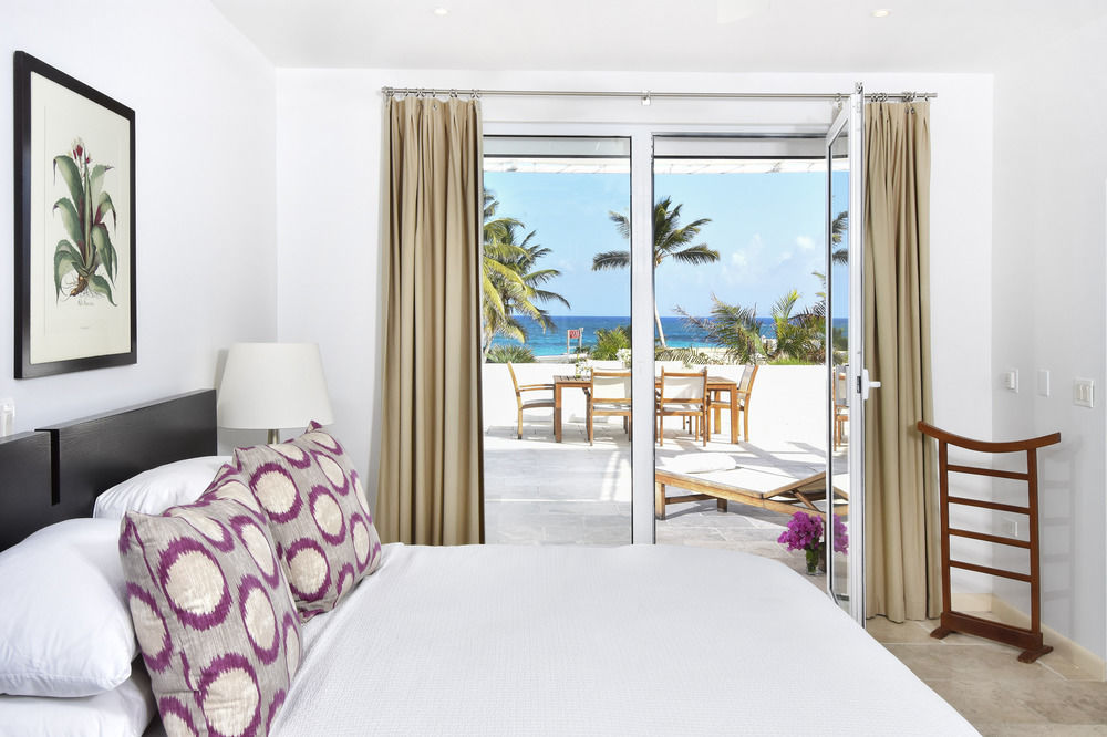 Resort Coral Beach Club Villas & Marina