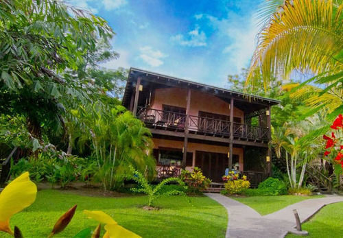 Hotel Le Phare Bleu Boutique And Marina St. George's