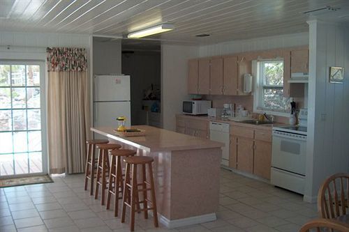 Pelican 3* Marsh Harbour