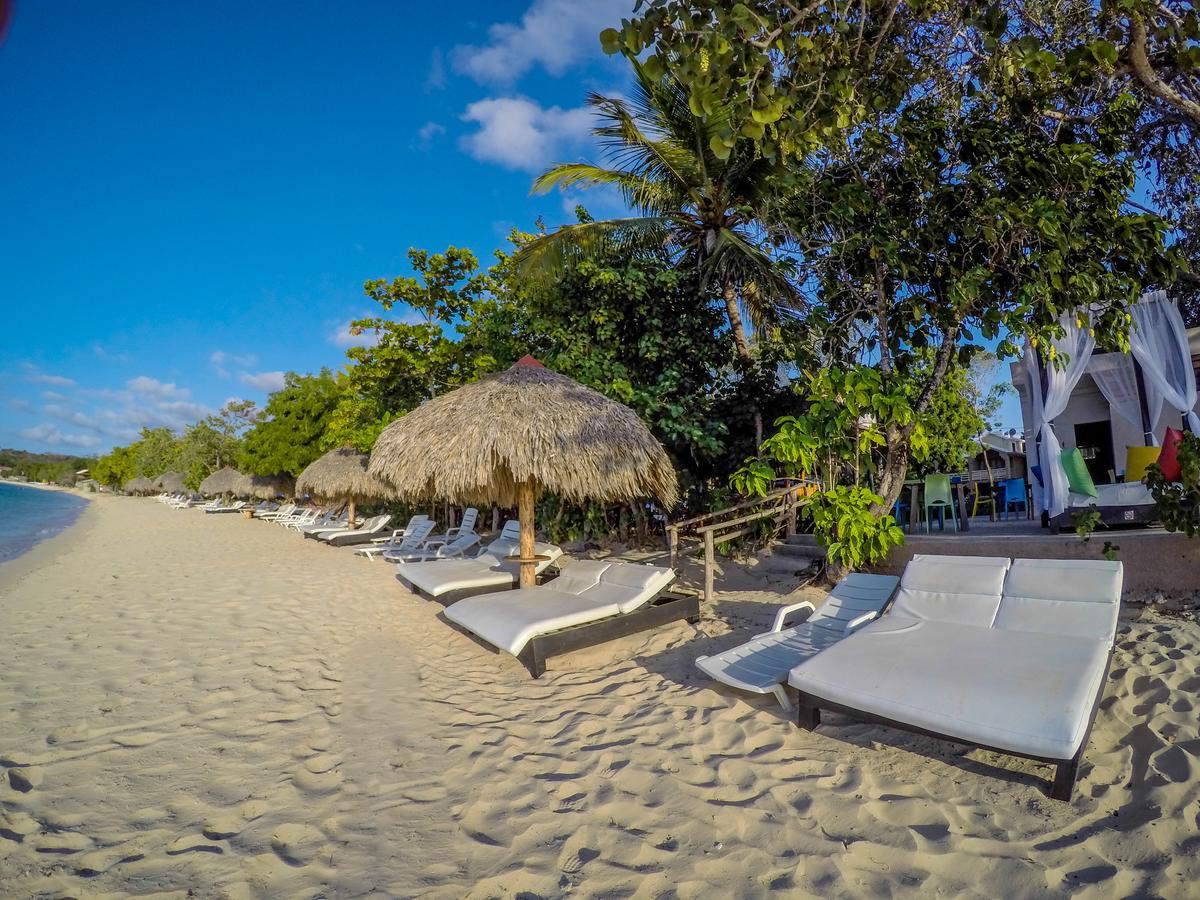Hotel Paradise Island