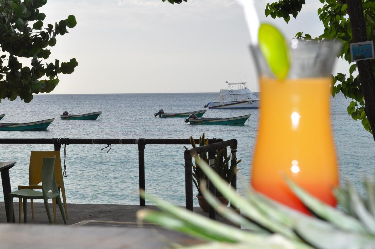 Hotel Paradise Island