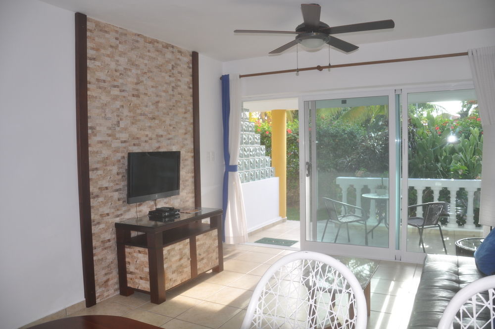Bahia Aparthotel 3*