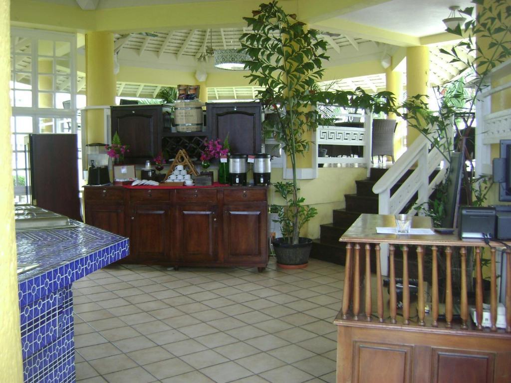 At The Ridge Aparthotel 3*