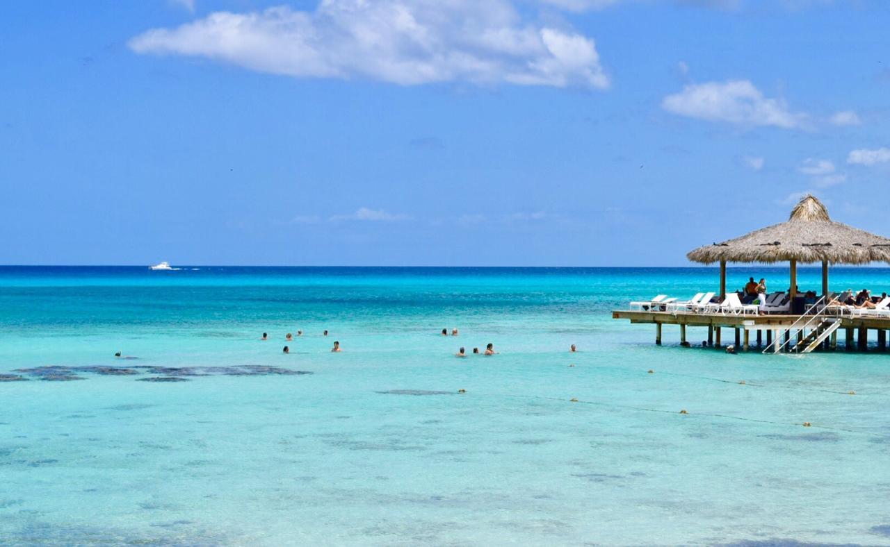 Apartamento 2br Beach Apt @cadaquescaribe Bayahibe