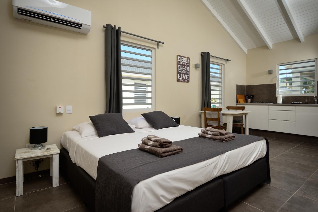 Seasons Aparthotel
