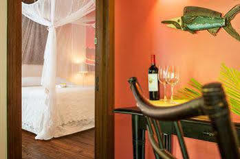 Le Phare Bleu Boutique And Marina Hotel 4*
