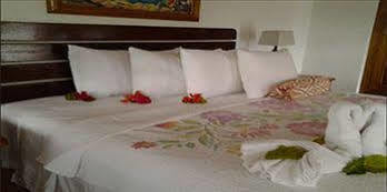 Hotel Coral Cove & Spa