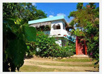 Hotel Coral Cove & Spa Negril