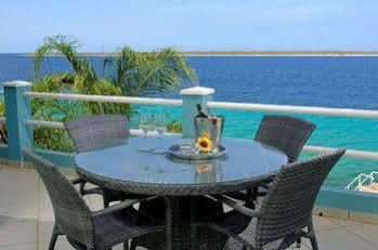 Den Laman Aparthotel 4*