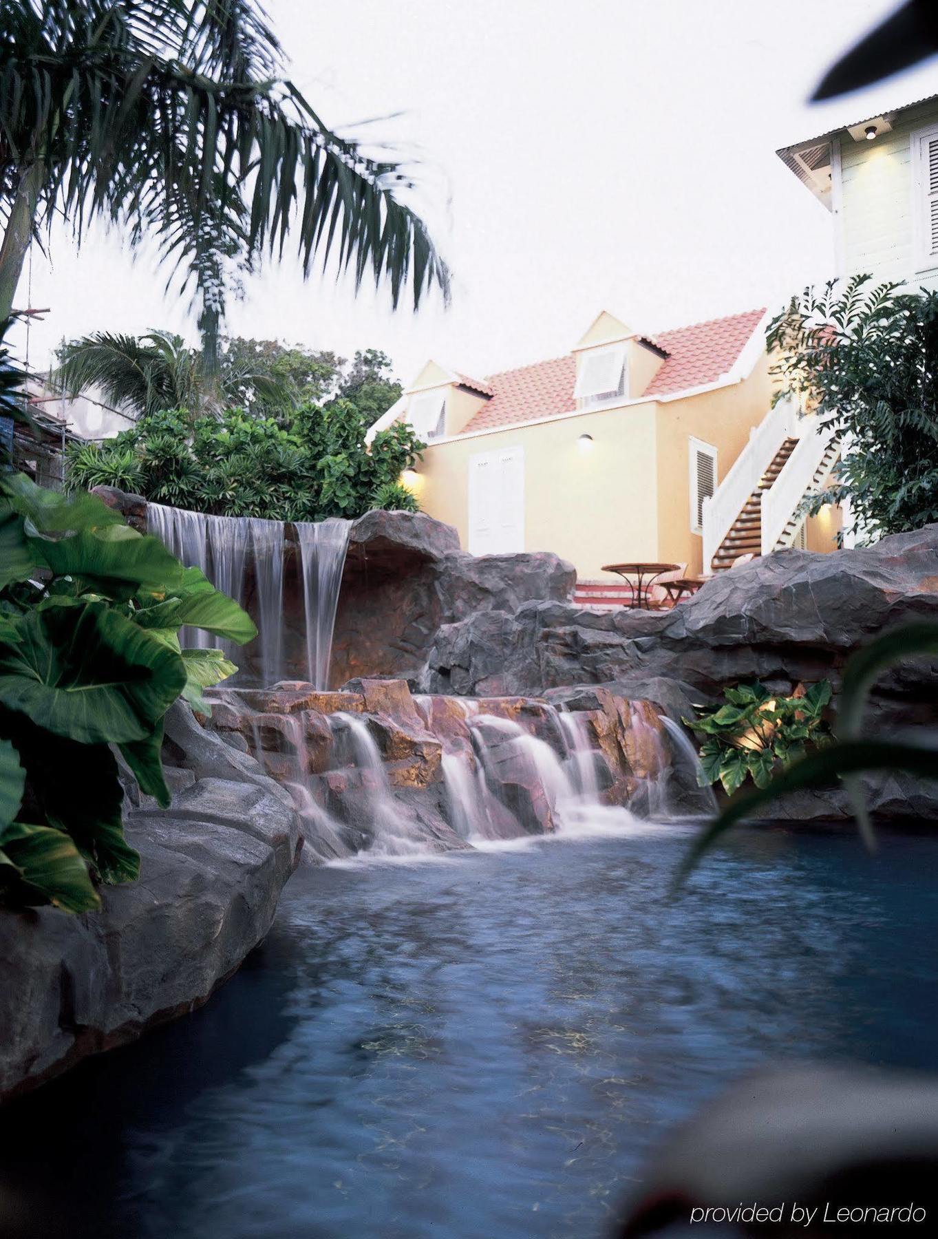 Kura Hulanda Village & Hotel 3*