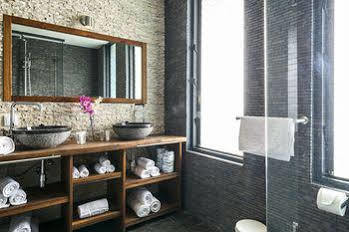 Aparthotel Piscadera Seaview