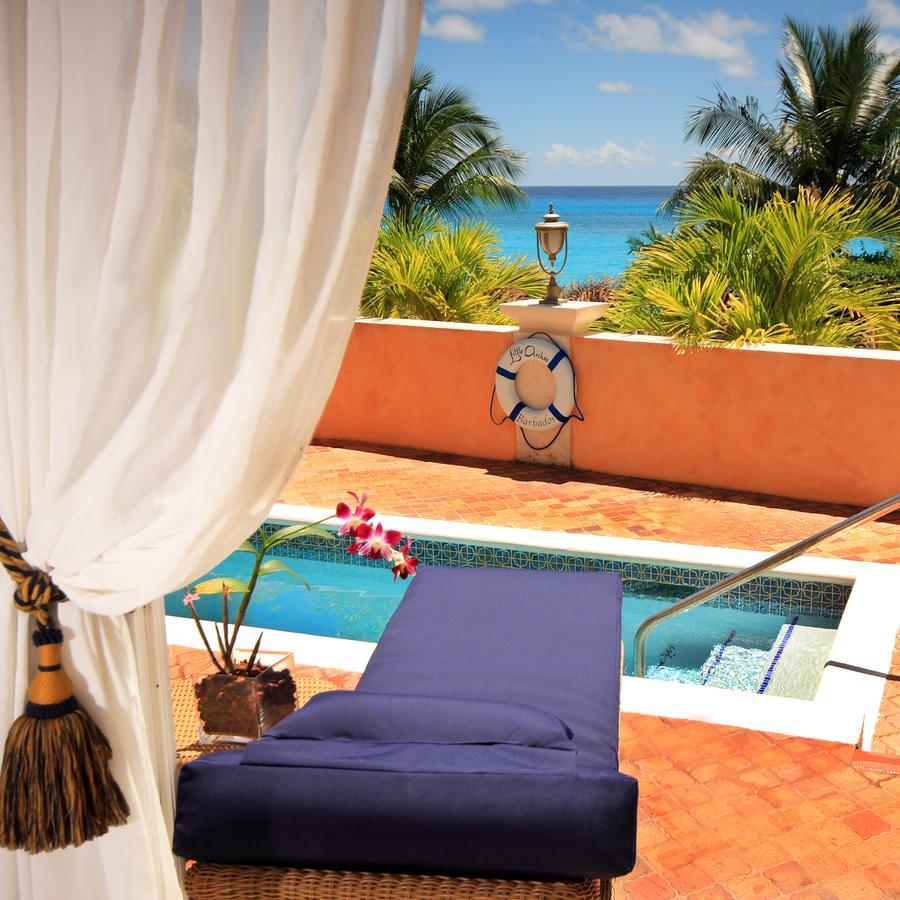 Little Arches Boutique - Adults Only 4*