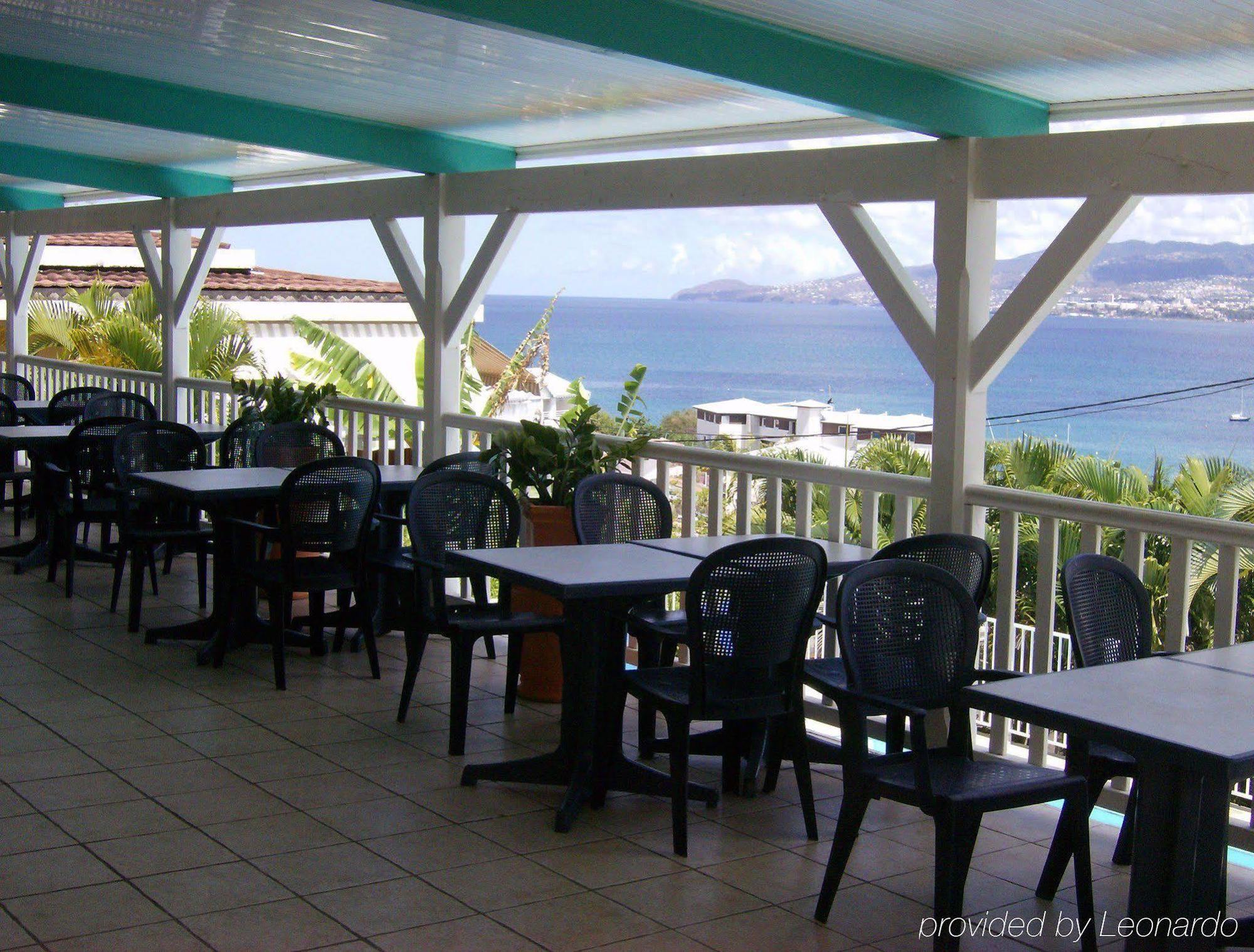De La Baie - Anse Mitan Hotel Les Trois-Ilets