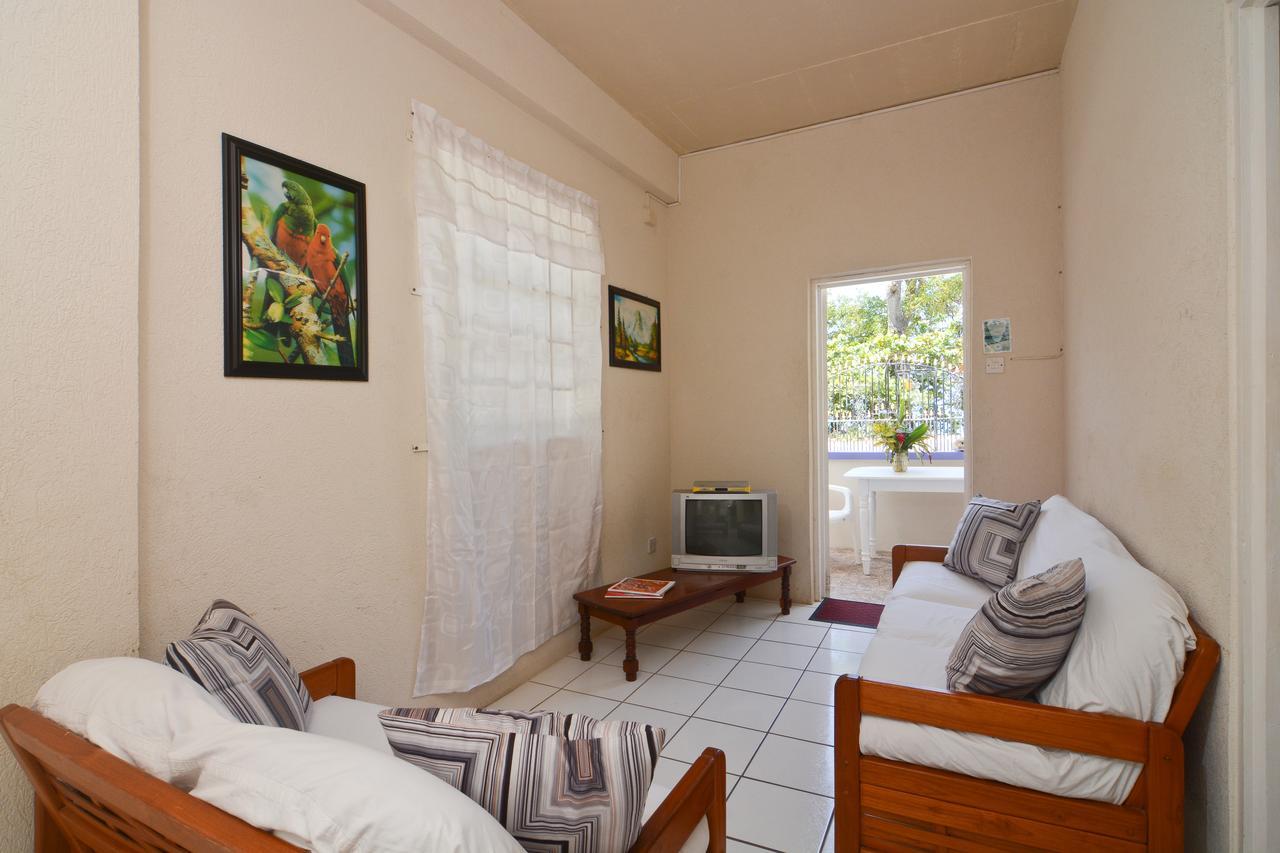 Hotel Keegan's Beachside Hotel,apartments And