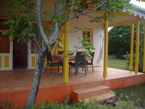 Au Village De Menard Aparthotel 3*