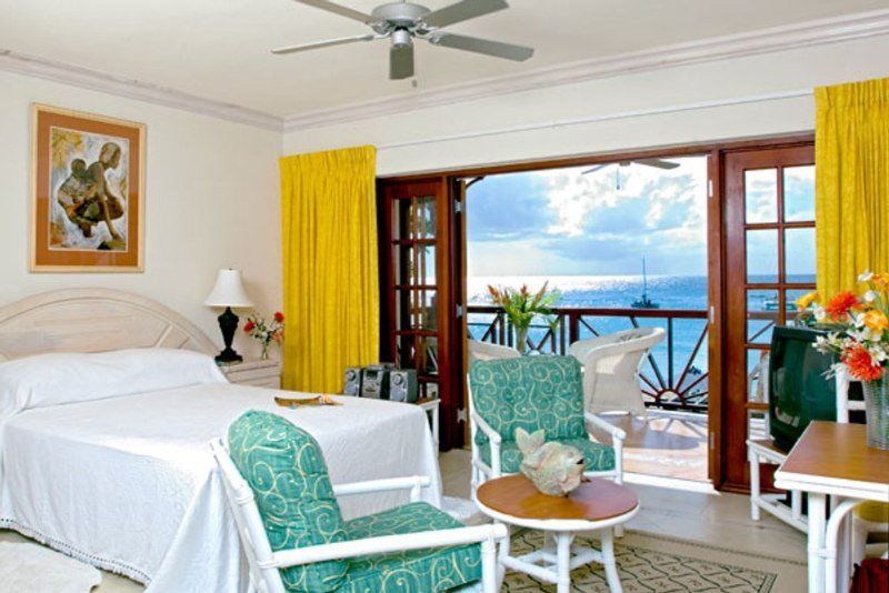 The St James Hotel Holetown