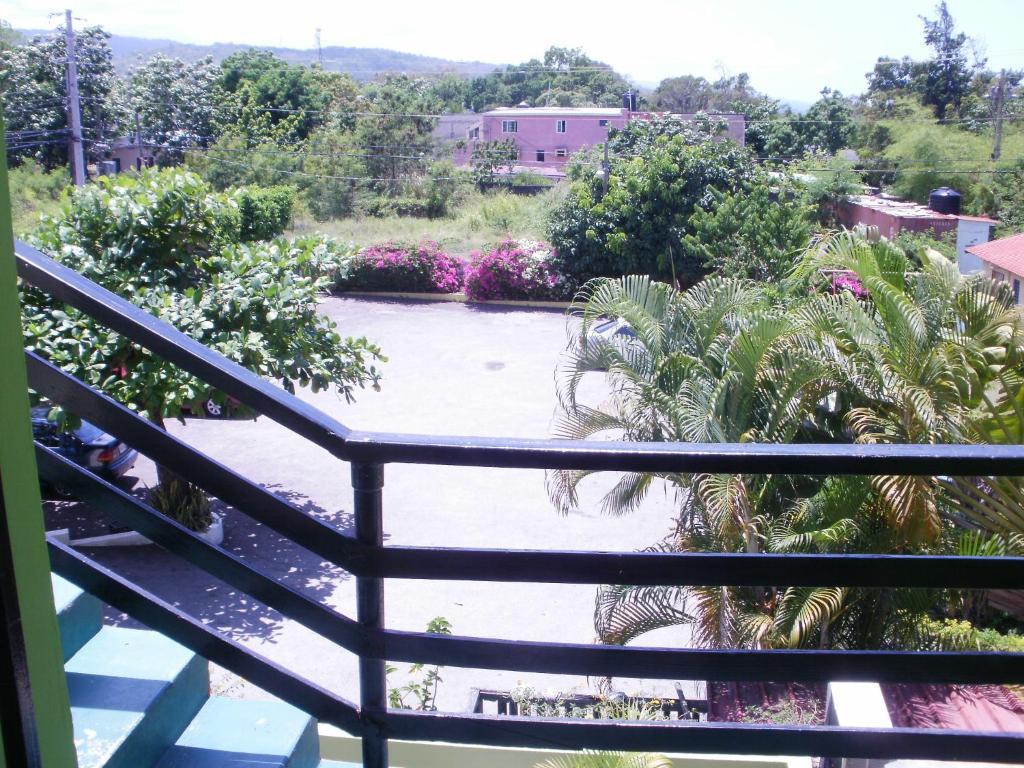 Pineapple Court Hotel Ocho Rios