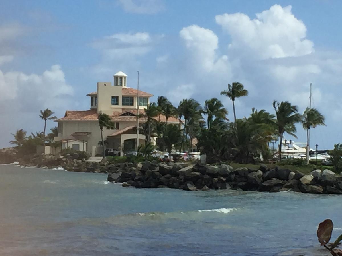 Palmas Del Mar Privada Aparthotel *