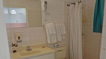 Bed & Breakfast Beyond Sunset &