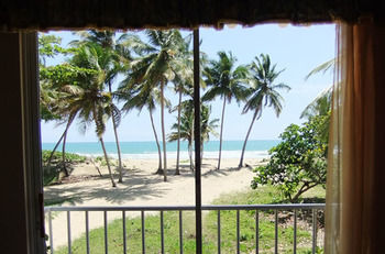 Brisas Doradas Bed & Breakfast 3*