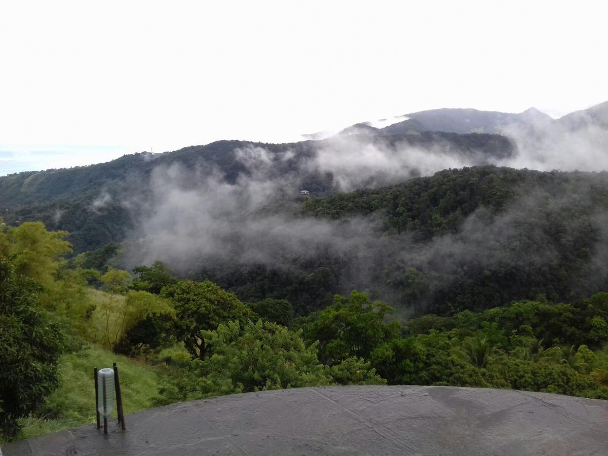 Matthew's Miracle View * Roseau