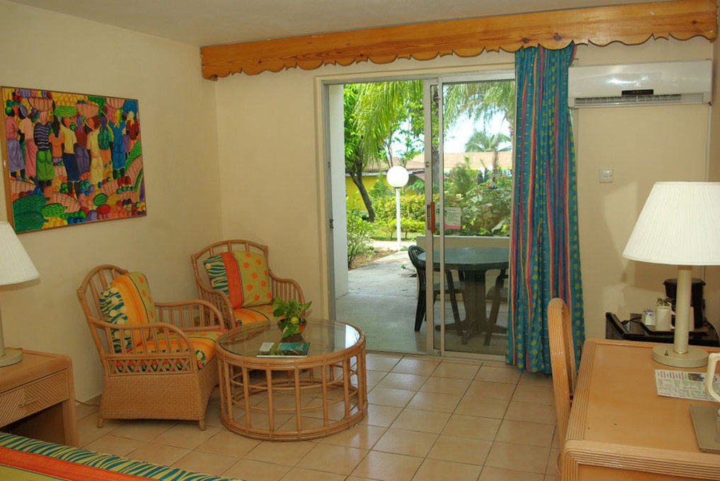 Hotel Club Ambiance (adults Only) 3*