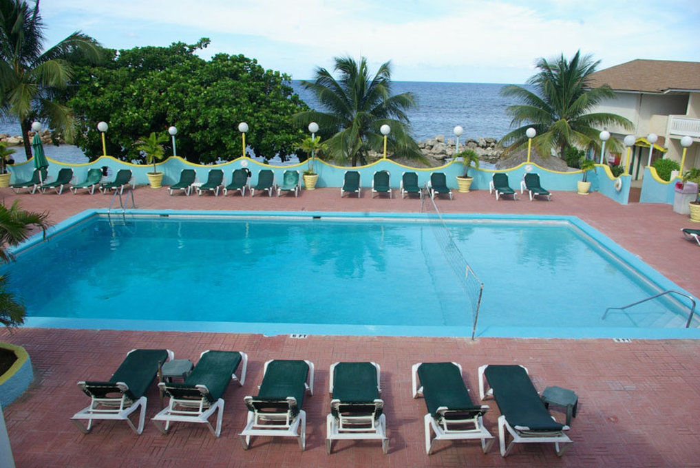 Hotel Club Ambiance (adults Only) 3*