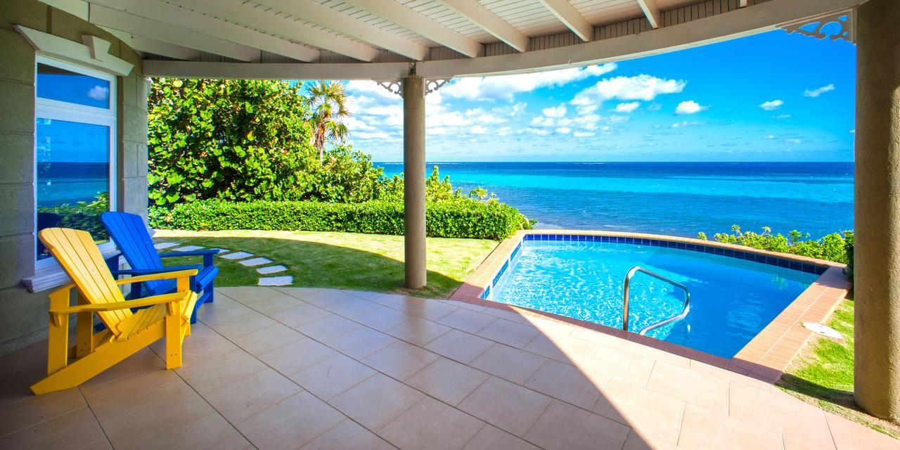 Cayman Castle * East End